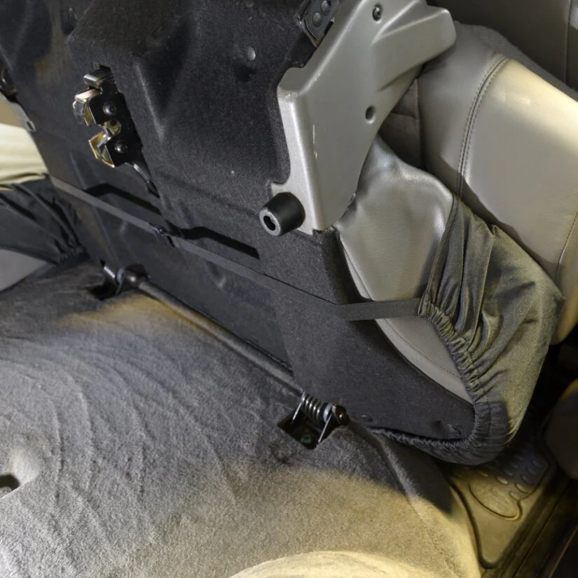 Land Rover Discovery 2 1998-2004 Tailored  Seat Covers - Rear Bench Seats - Image 4