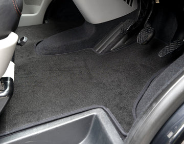New Holland T7 2016+ Tractor Mats - Image 2