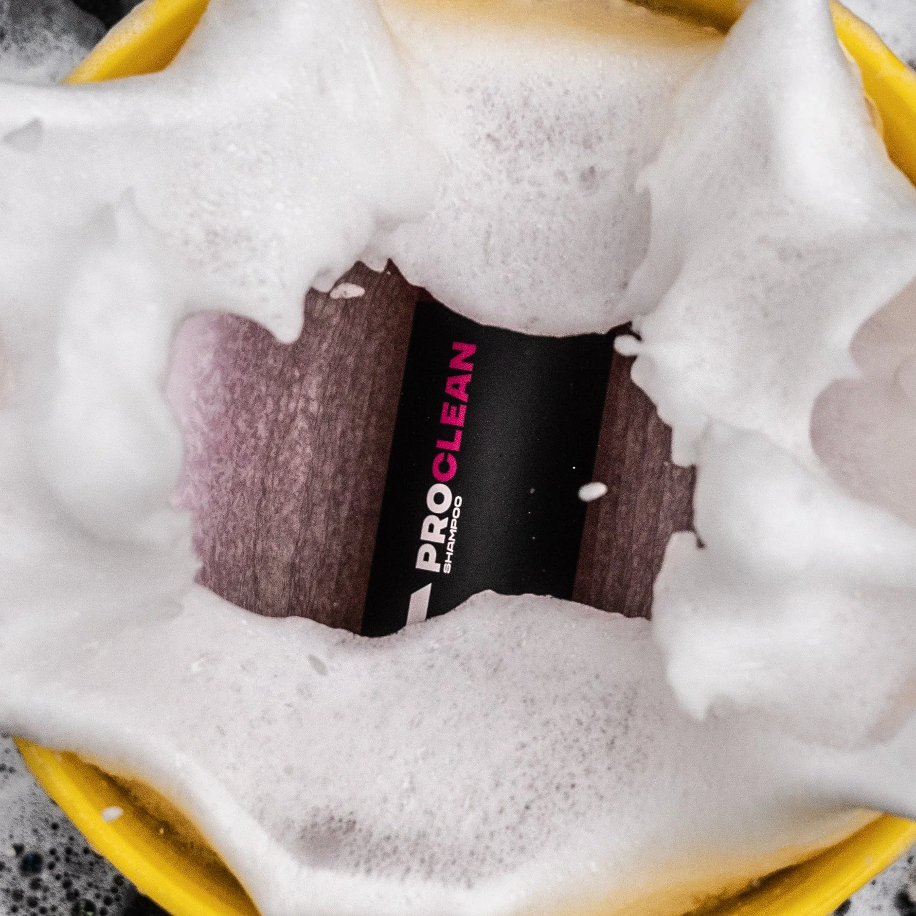 PROCLEAN | Foaming Shampoo - Image 2