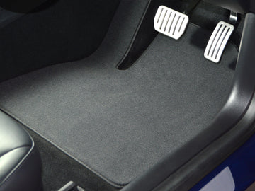 Steed 2012-2016 Car Mats - Image 2