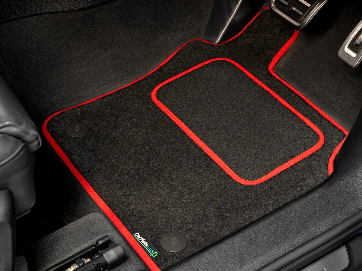 Vauxhall Astra J (325mm clip spacing) 2010-2016 Car Mats // Black Motor, Red Trim, Carpet Heelpad