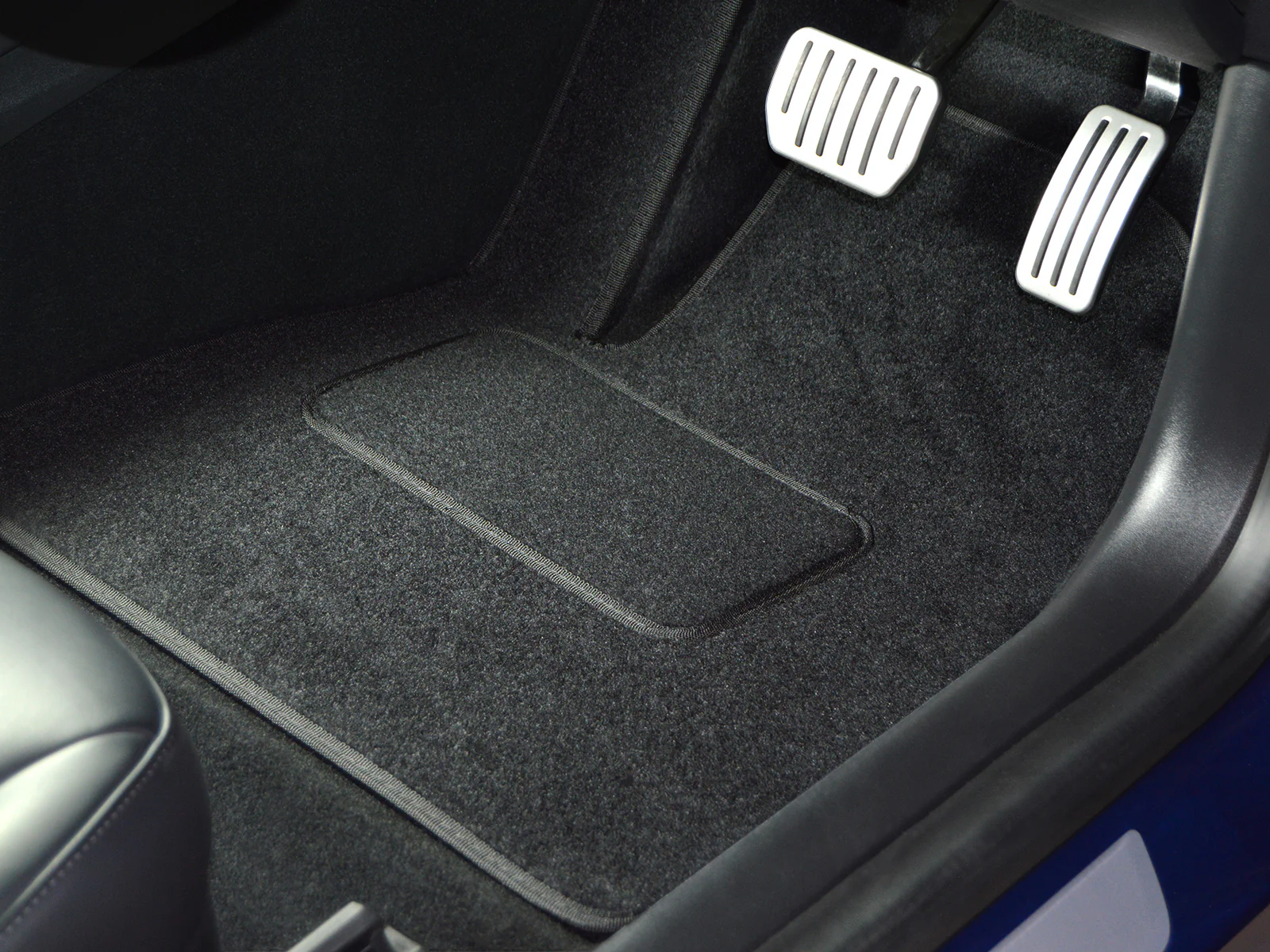 Volkswagen California Camper T5 & T6 Beach 2011-2019 Van Rear Load Mat - Image 3