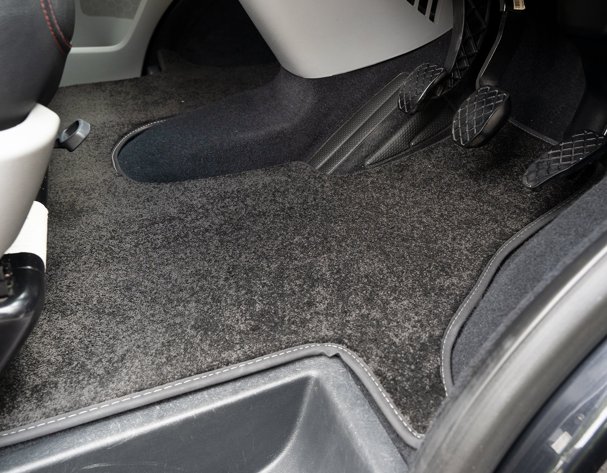 Volkswagen Transporter T6 Kombi Van 2015-2019 Van Mats (twin side door, bench rear)